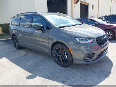 CHRYSLER PACIFICA 2025