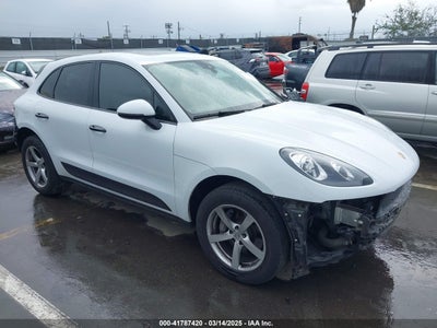 PORSCHE MACAN 2018
