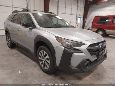 SUBARU OUTBACK 2024