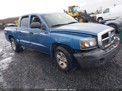 DODGE DAKOTA 2005