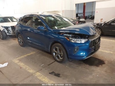 FORD ESCAPE 2023