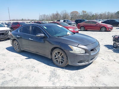 NISSAN MAXIMA 2011