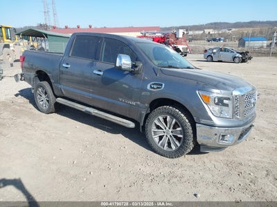 NISSAN TITAN 2017