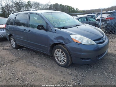 TOYOTA SIENNA 2008
