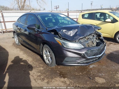 CHEVROLET CRUZE 2017