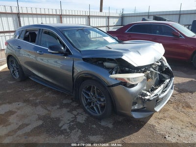 INFINITI QX30 2019