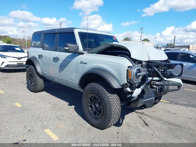 FORD BRONCO 2022