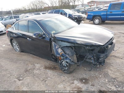 INFINITI Q50 2015