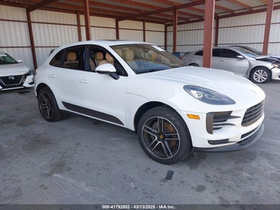 PORSCHE MACAN 2021
