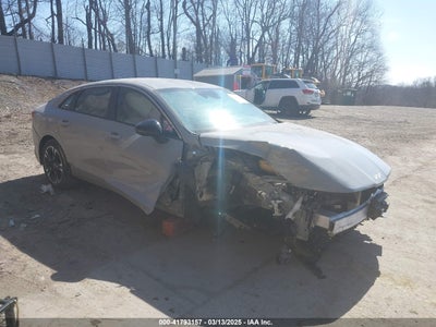 KIA K5 2024