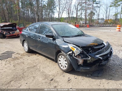 NISSAN VERSA 2017
