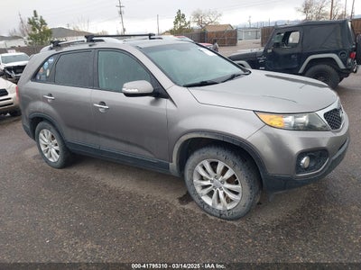 KIA SORENTO 2011