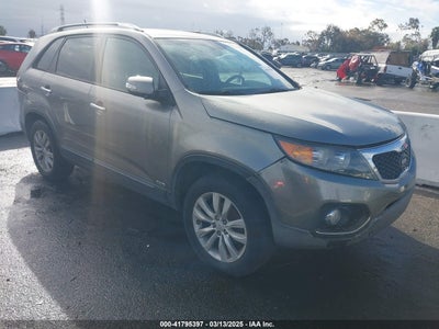 KIA SORENTO 2011