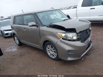 SCION XB 2011