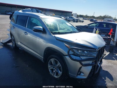 TOYOTA HIGHLANDER 2017