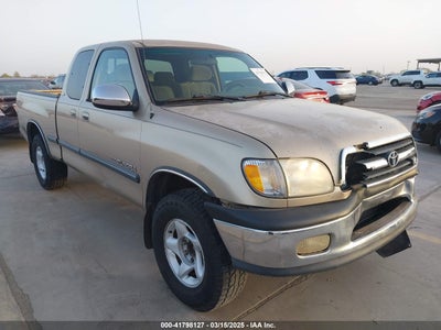 TOYOTA TUNDRA 2002