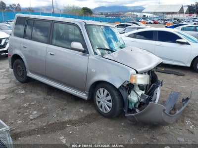 SCION XB 2005