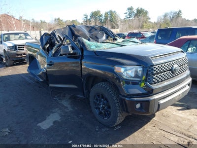 TOYOTA TUNDRA 2021