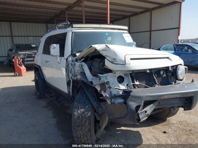 TOYOTA FJ CRUISER 2014