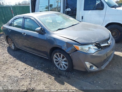 TOYOTA CAMRY 2012