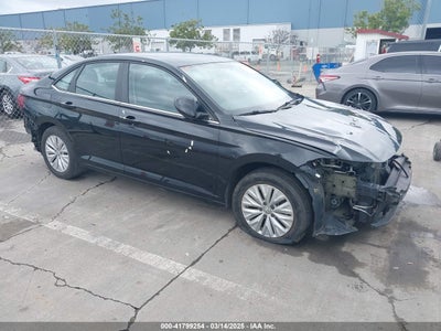 VOLKSWAGEN JETTA 2019