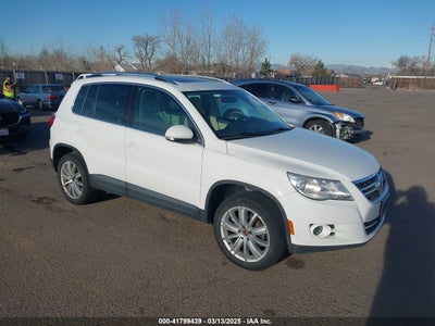VOLKSWAGEN TIGUAN 2011