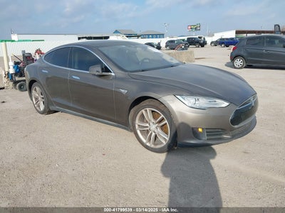 TESLA MODEL S 2015