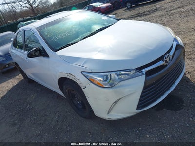 TOYOTA CAMRY 2015
