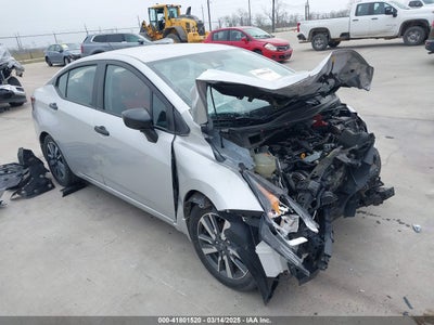 NISSAN VERSA 2024