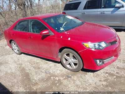 TOYOTA CAMRY 2012