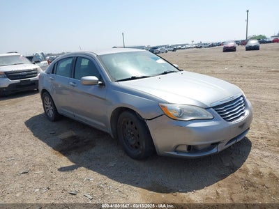 CHRYSLER 200 2013