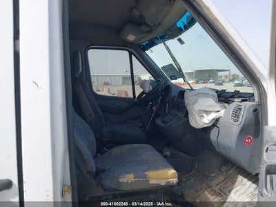 DODGE SPRINTER VAN 2500 2004