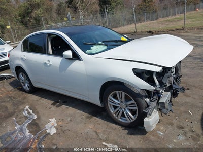 INFINITI Q40 2015