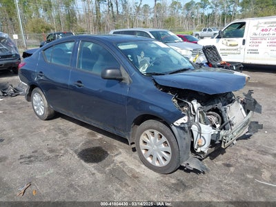 NISSAN VERSA 2015
