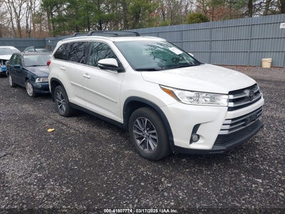 TOYOTA HIGHLANDER 2019
