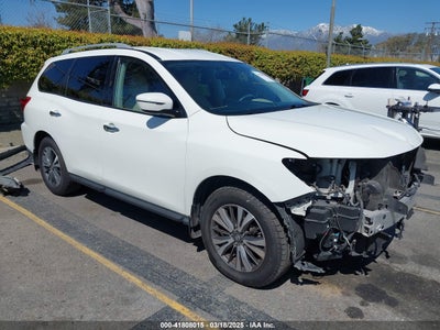 NISSAN PATHFINDER 2017