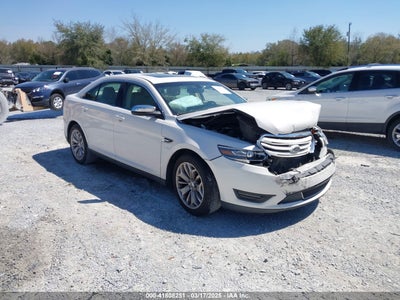 FORD TAURUS 2016