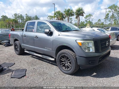 NISSAN TITAN 2017