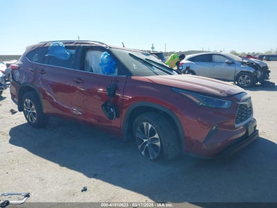 TOYOTA HIGHLANDER 2023