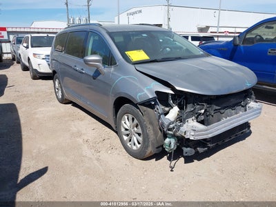 CHRYSLER PACIFICA 2019