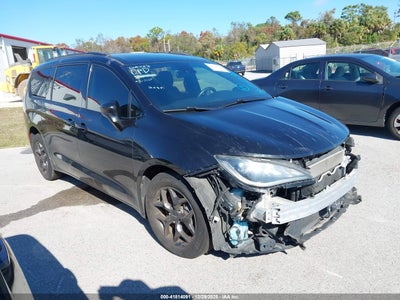 CHRYSLER PACIFICA 2020