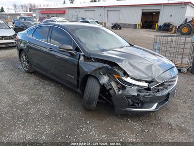 FORD FUSION HYBRID 2019