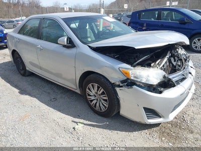 TOYOTA CAMRY 2012