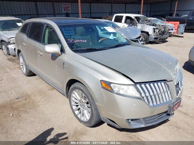 LINCOLN MKT 2010