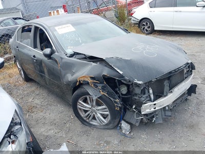 INFINITI G37 2013