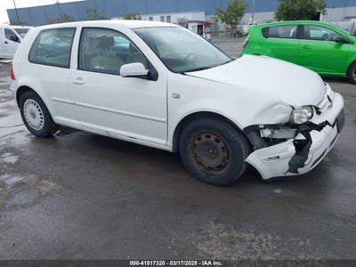 VOLKSWAGEN GOLF 2001