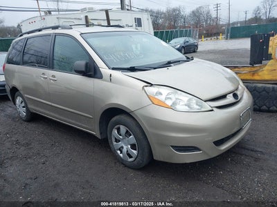 TOYOTA SIENNA 2009