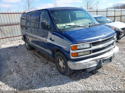 CHEVROLET EXPRESS 2001