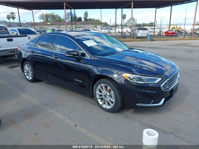 FORD FUSION HYBRID 2019