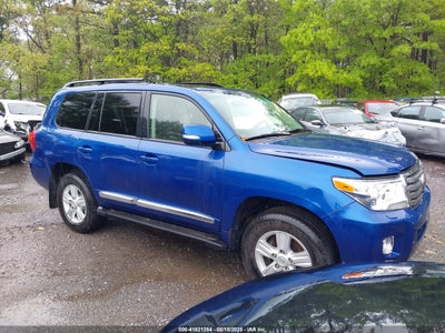 TOYOTA LAND CRUISER 2015